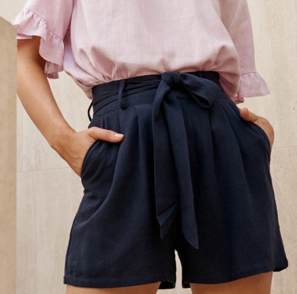 Michael Stars Shorts SZ Large Navy Blue 100% Woven Linen Bex Pleated w/ Tie NWT